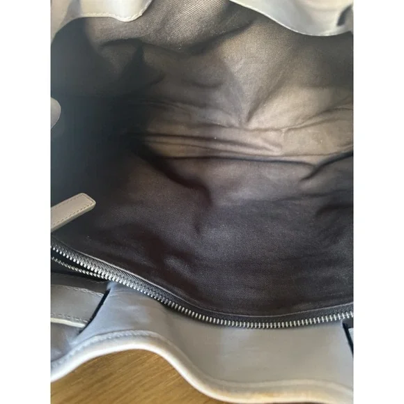 Burberry Beige Smoked Check PVC and Leather Walden Hobo Medium Women's Bag - Picture 8 of 15